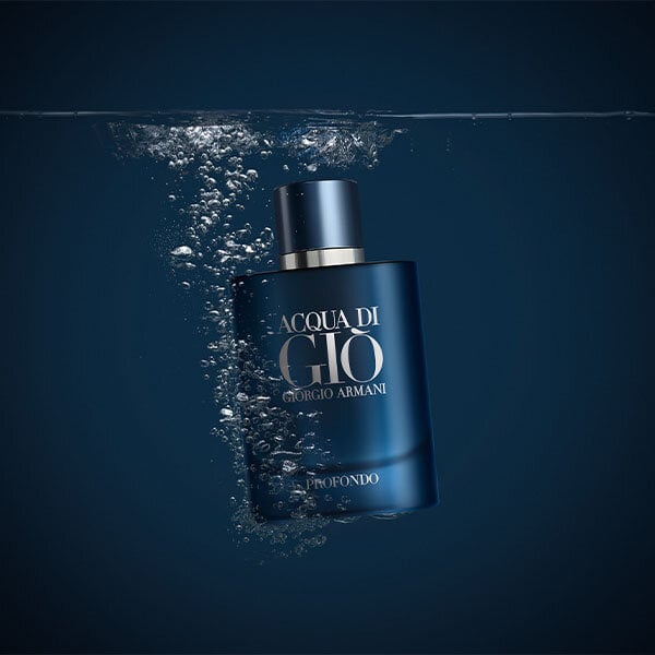 Eau De Parfum, Eau De Toilette and Colognes: What's The Difference?