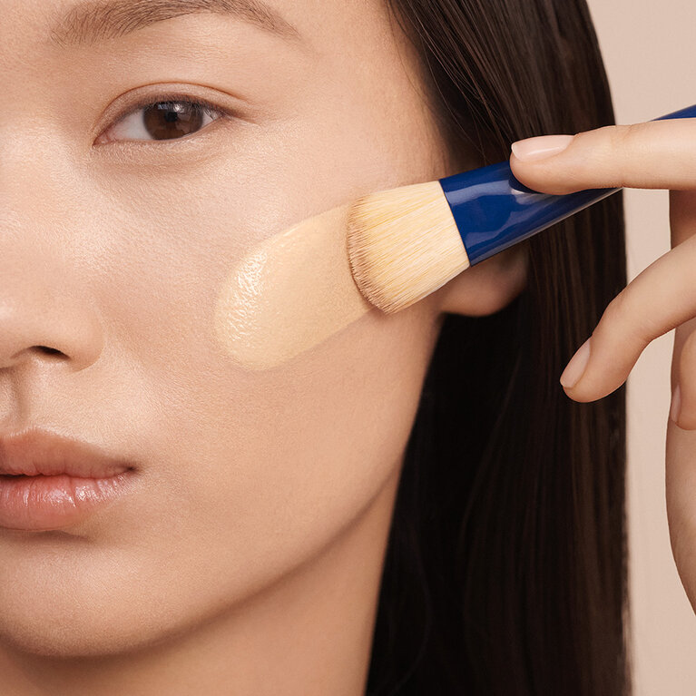 Applying Armani foundation