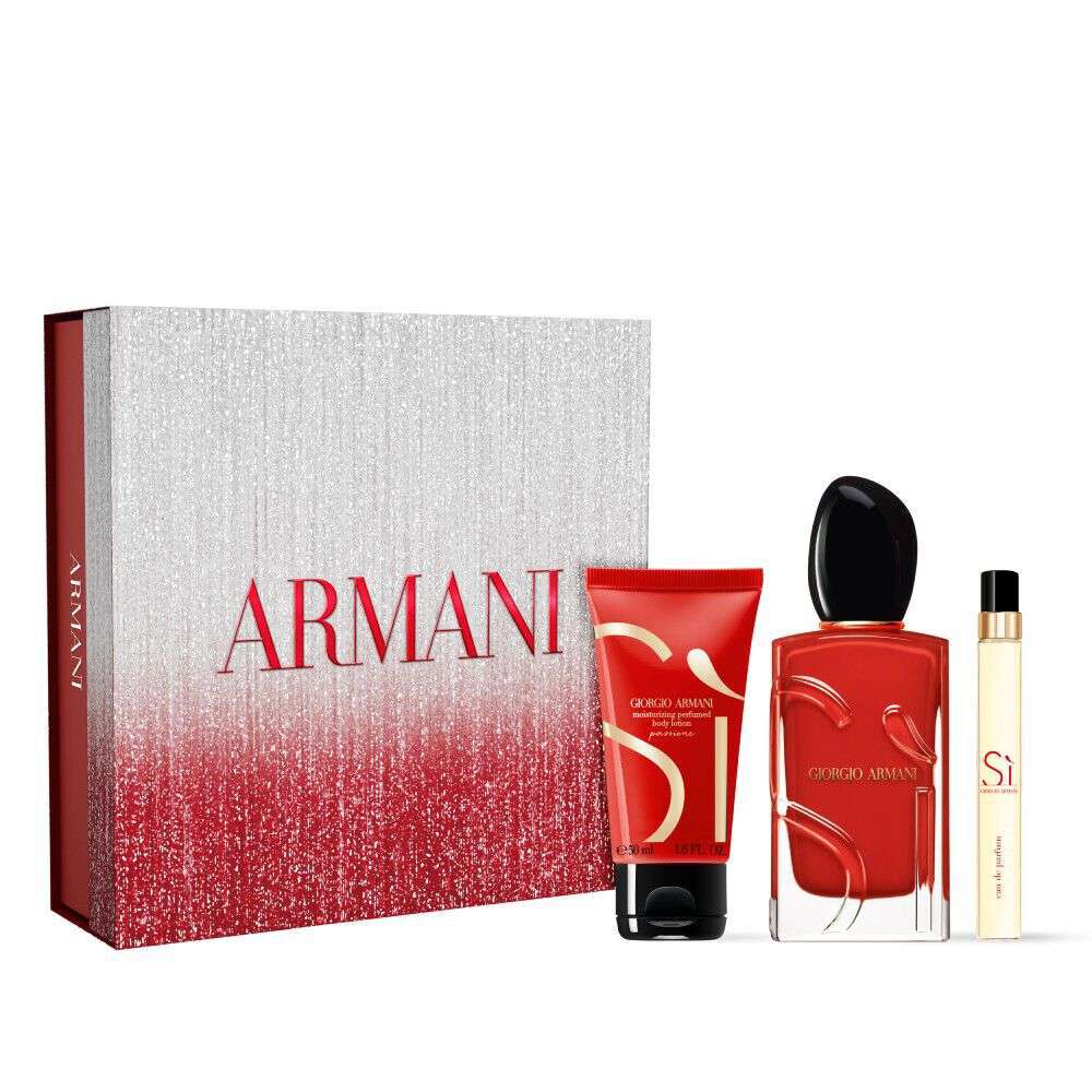  Si Passione Eau de Parfum 100ml, Si Passione Eau de Parfum Boday lotion 50ml and Si Passione Eau de Parfum 10ml presented in front of a festive red and silver ARMANI gift box.	