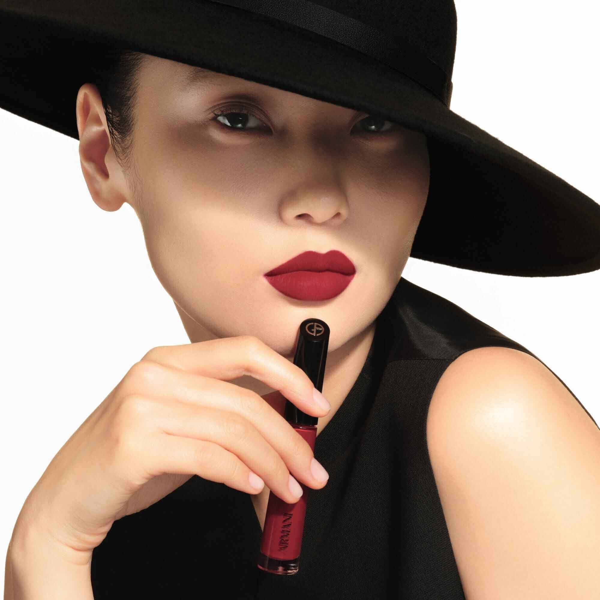 Close-up of Vittoria wearing ARMANI LIP MAESTRO in shade 520 Dusty Rose.