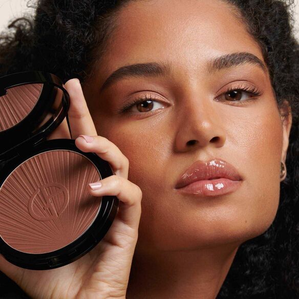 Luminous Silk Bronzing Powder