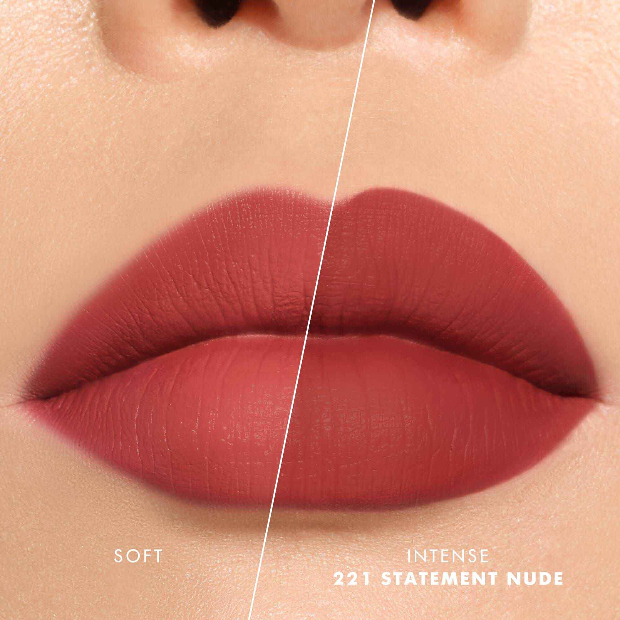 Close-up of lips showing shade 520 Dusty Rose in two intensities: soft on the left and intense on the right, with a velvet-matte finish.