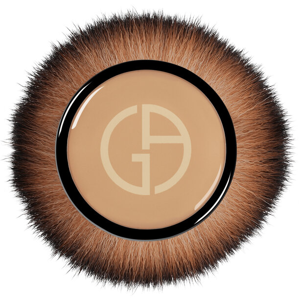 Explore Foundation & Powder Makeup Brushes Armani Beauty Australia