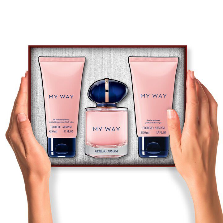 My Way Eau de Parfum 50ml fragrance, a 50ml Body Lotion and a 50ml Shower Gel set inside a gift box.