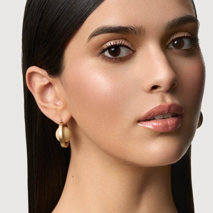 Armani Glow