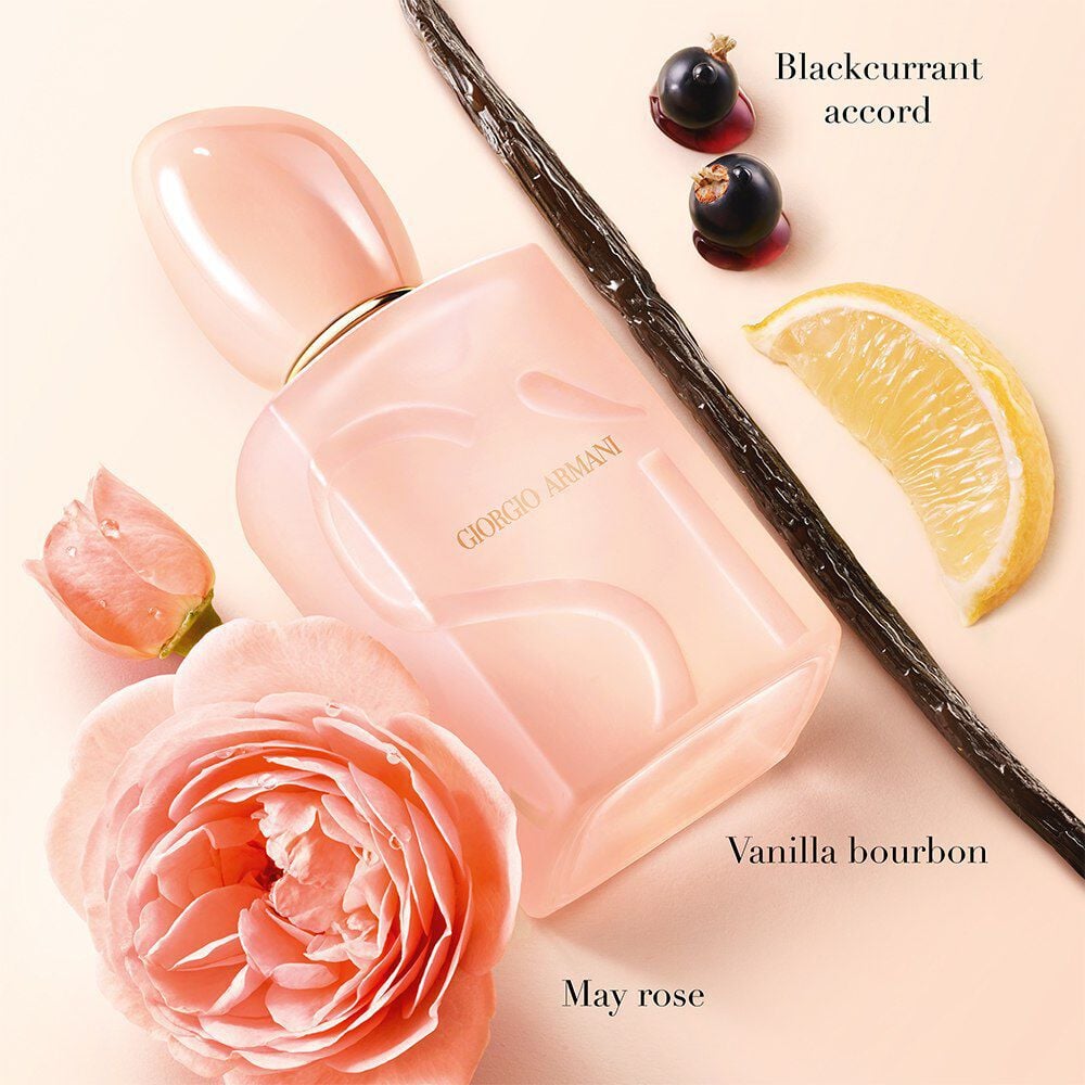 Giorgio Armani Si Nude Bloom bottle with rose, vanilla pod, blackcurrant and citrus.