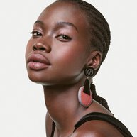 Elegant & Understated