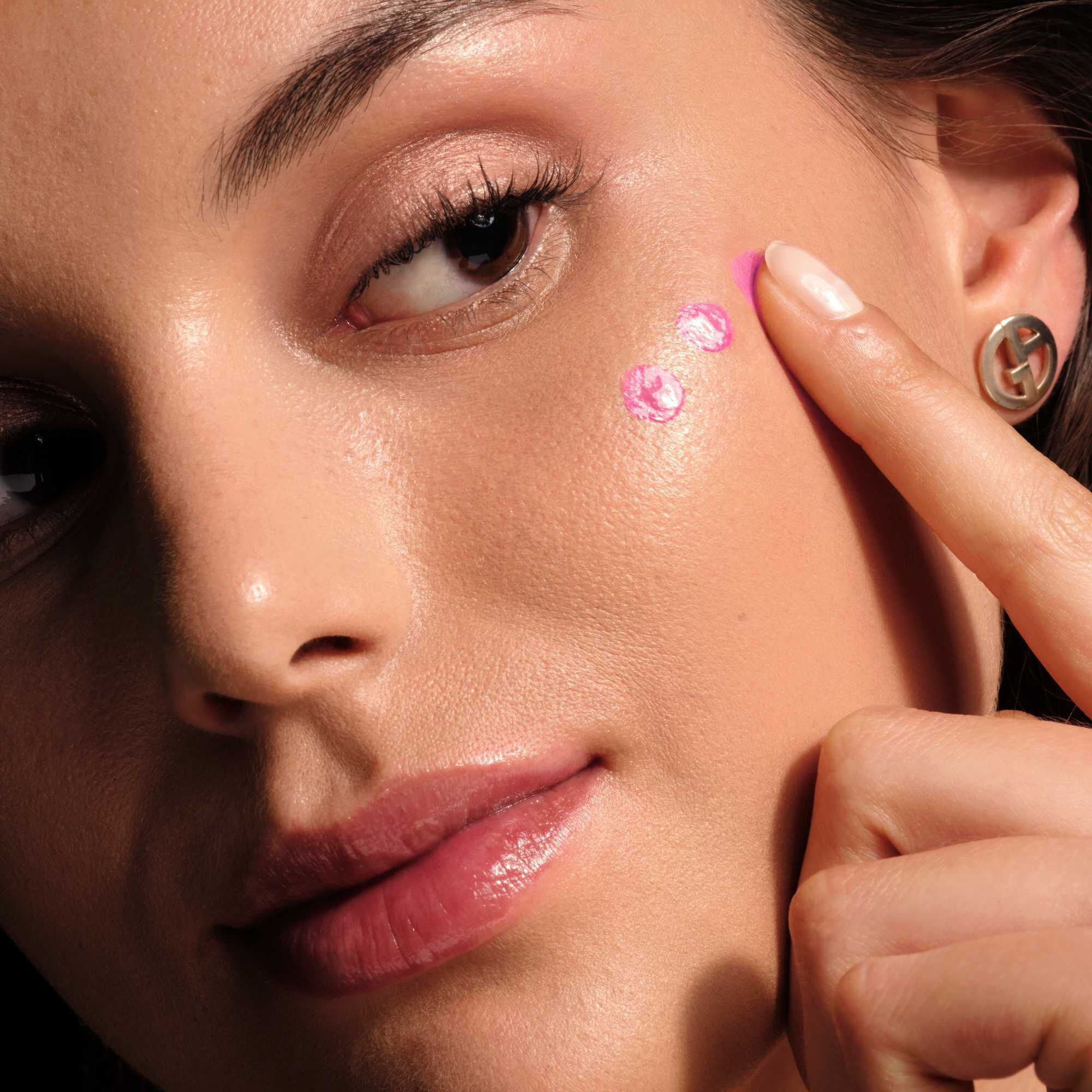 LUMINOUS SILK CHEEK TINT SHINE