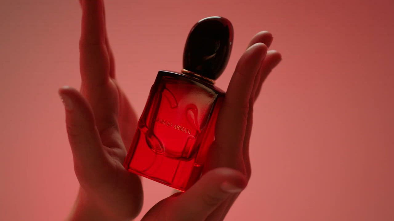 Armani si red passion online
